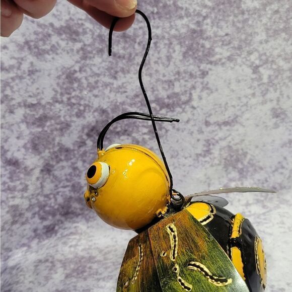 Bumble Bee Metal Tea Lite Holder - Picture 8 of 12